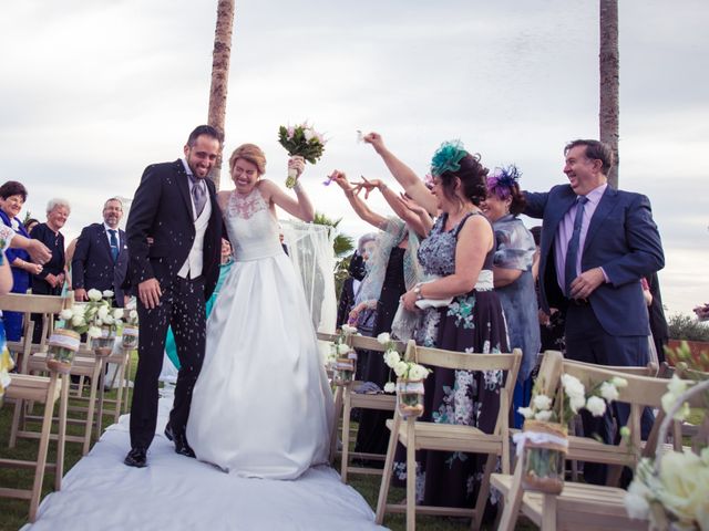 La boda de José Tomás y Sandra en Dos Hermanas, Sevilla 19