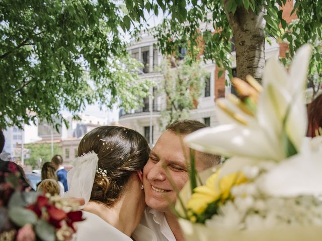 La boda de Álvaro y Yulia en Lupiana, Guadalajara 69