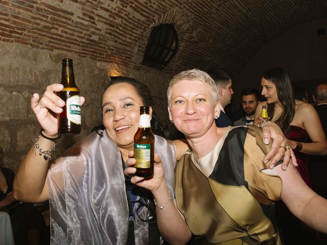 La boda de Álvaro y Yulia en Lupiana, Guadalajara 182