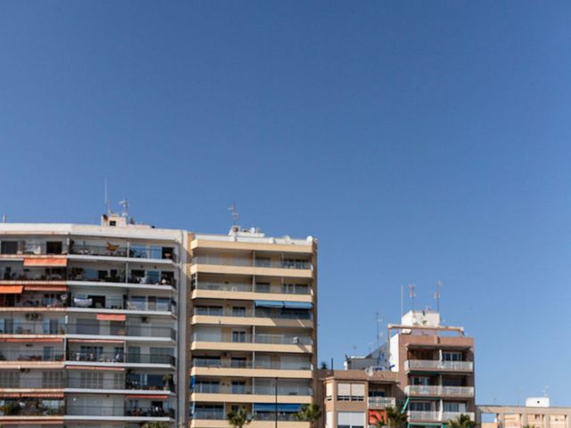 La boda de Iván y Raquel en Santa Pola, Alicante 14