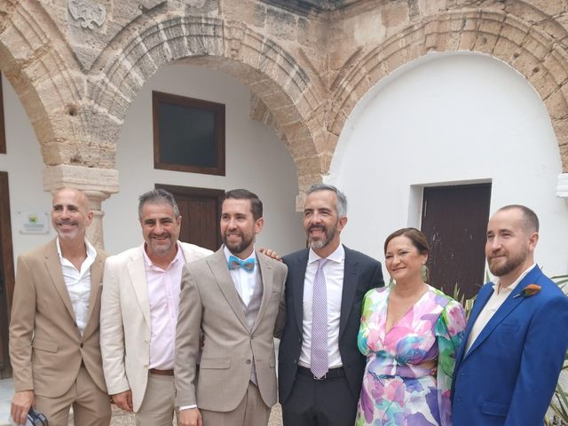 La boda de Enrique  y Florencio  en Conil De La Frontera, Cádiz 15