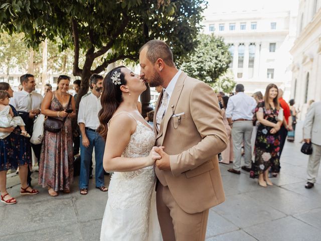 La boda de Doruk y Marta en Salteras, Sevilla 22
