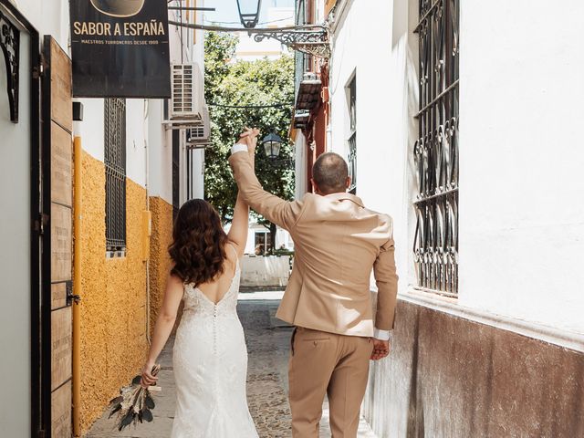 La boda de Doruk y Marta en Salteras, Sevilla 40