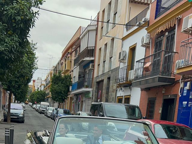 La boda de Isra y Yoli en Sevilla, Sevilla 2