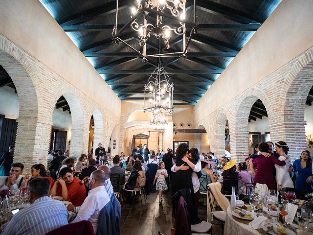 La boda de Manuel y Valme en Carmona, Sevilla 27