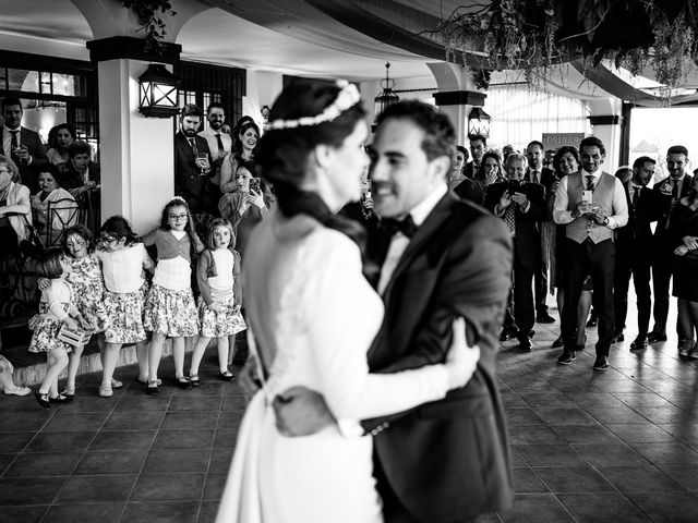 La boda de Manuel y Valme en Carmona, Sevilla 28