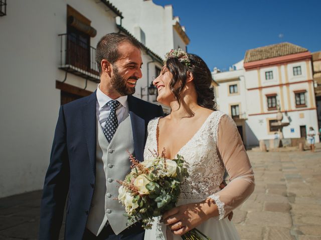 La boda de Enrique y Lucia en Córdoba, Córdoba 3