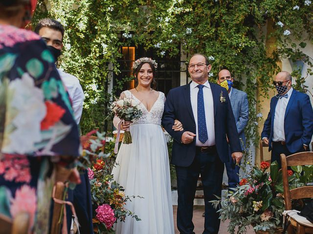 La boda de Enrique y Lucia en Córdoba, Córdoba 33