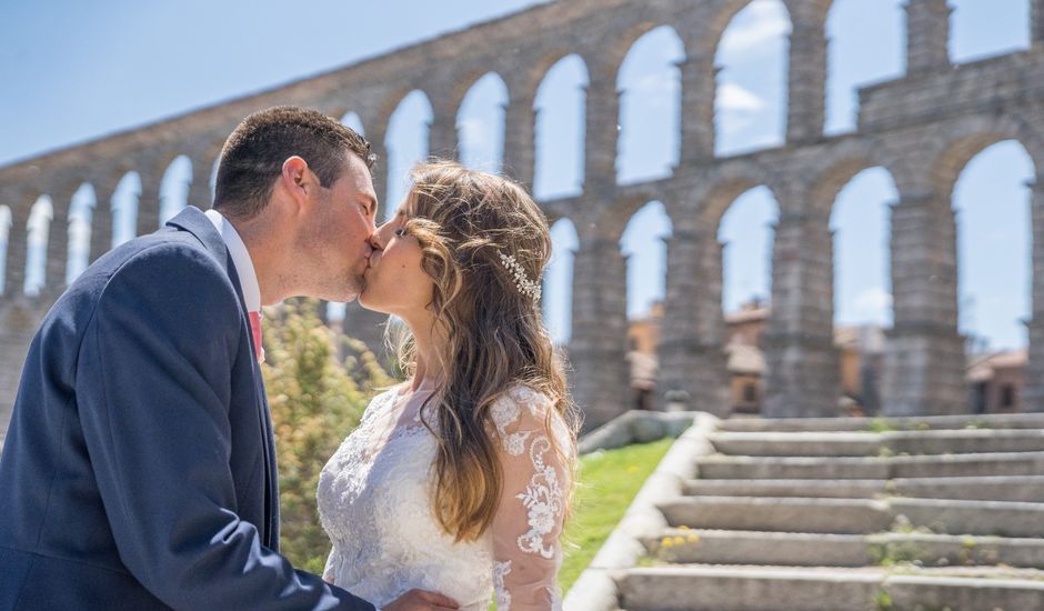 La boda de Ángel  y Maribel en Madrid, Madrid