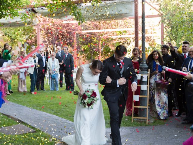 La boda de Rubén y Marian en Torrecaballeros, Segovia 1