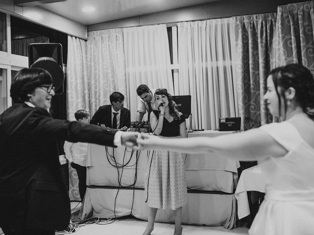 La boda de Javier y Laura en O Grove (Resto Parroquia), Pontevedra 64