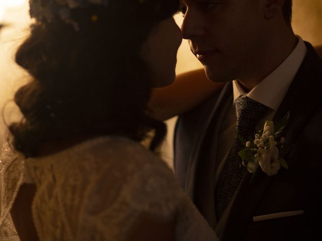 La boda de Miguel y Lucía en Oviedo, Asturias 30