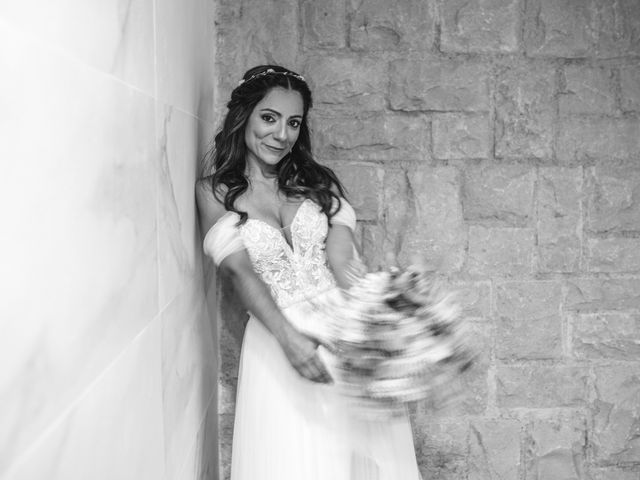 La boda de Alex y Elena en Castelló/castellón De La Plana, Castellón 21