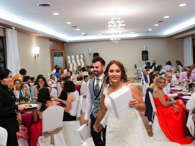 La boda de Roberto y Sandra en Cáceres, Cáceres 50
