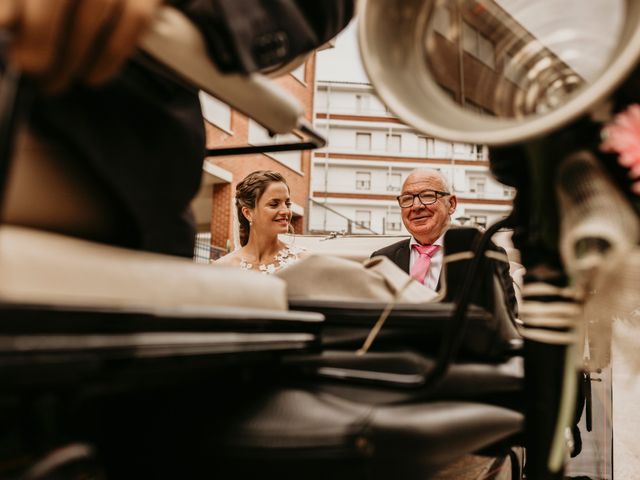 La boda de Alejandro y Cristina en Treceño, Cantabria 6