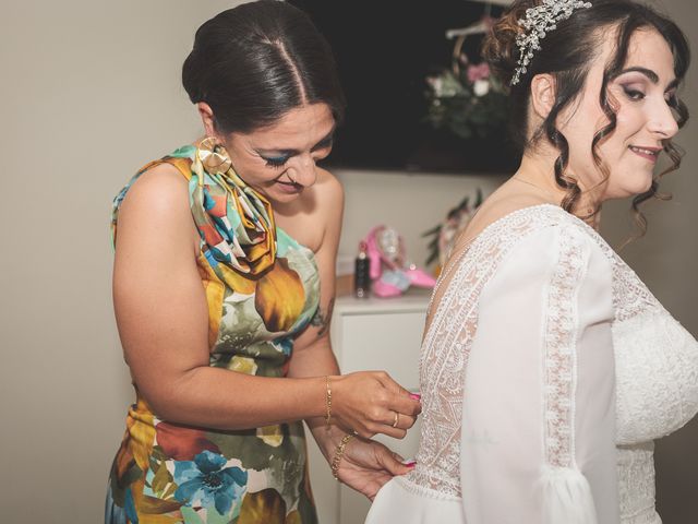 La boda de Israel y Azahar en Calamonte, Badajoz 15
