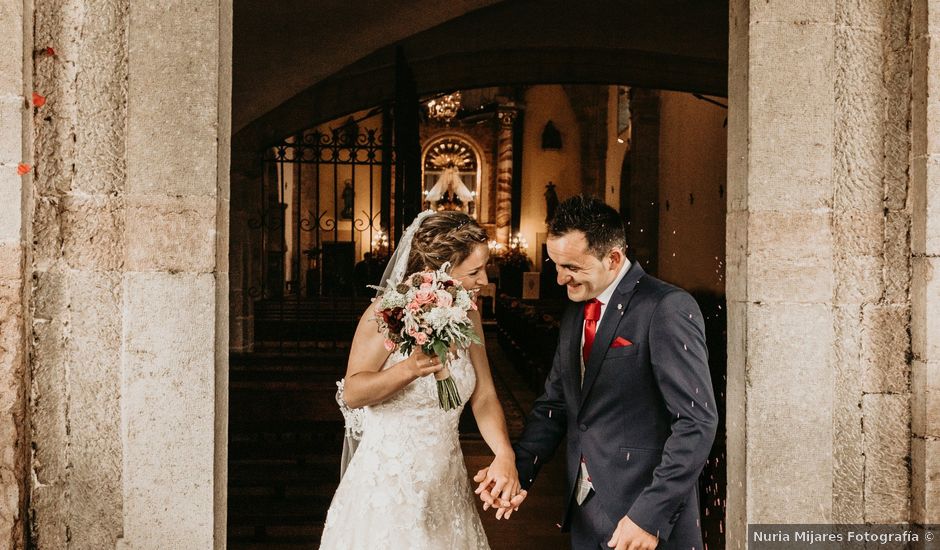 La boda de Alejandro y Cristina en Treceño, Cantabria