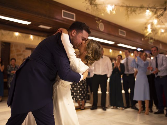 La boda de Daniel y Lucía en Oviedo, Asturias 86