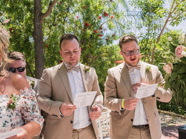 La boda de Luke y Amber en Alacant/alicante, Alicante 32