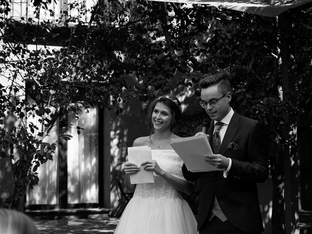 La boda de Miguel y Ana en Torrecaballeros, Segovia 67