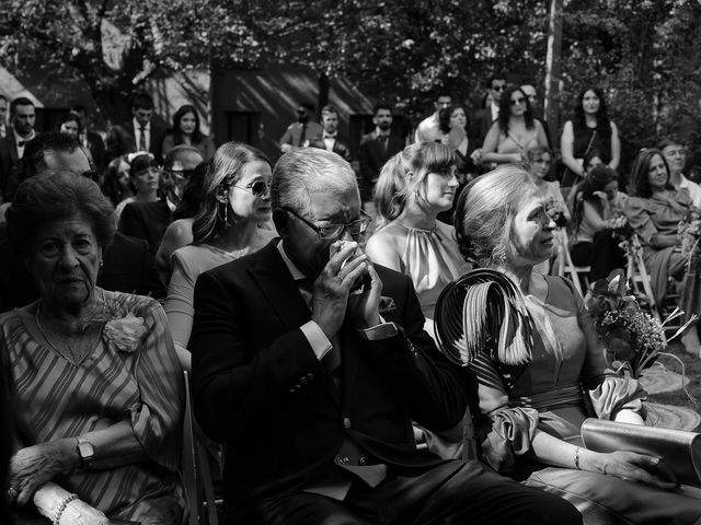 La boda de Miguel y Ana en Torrecaballeros, Segovia 74