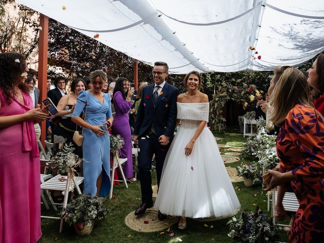 La boda de Miguel y Ana en Torrecaballeros, Segovia 89