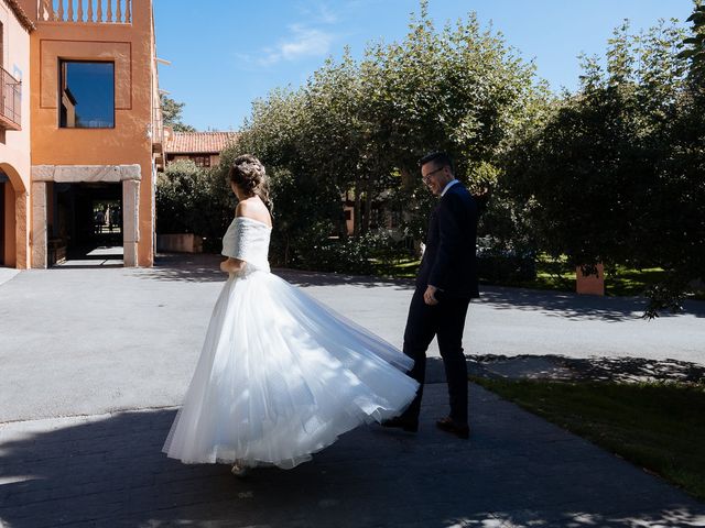 La boda de Miguel y Ana en Torrecaballeros, Segovia 93