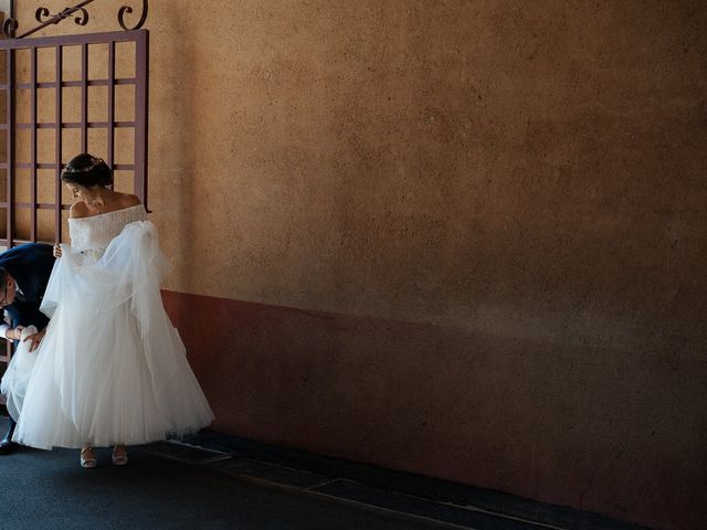 La boda de Miguel y Ana en Torrecaballeros, Segovia 108