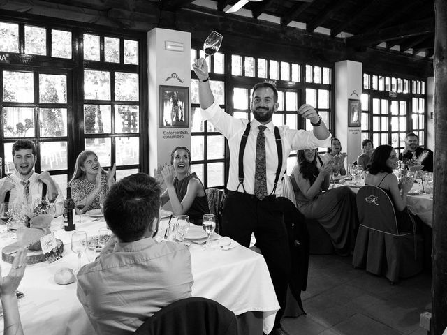 La boda de Miguel y Ana en Torrecaballeros, Segovia 126