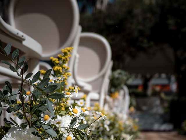 La boda de Cameron y Rocío en Sevilla, Sevilla 8
