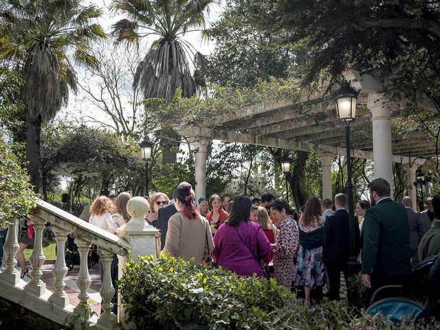 La boda de Cameron y Rocío en Sevilla, Sevilla 25
