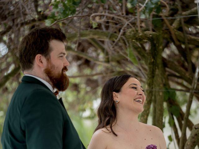 La boda de Cameron y Rocío en Sevilla, Sevilla 46