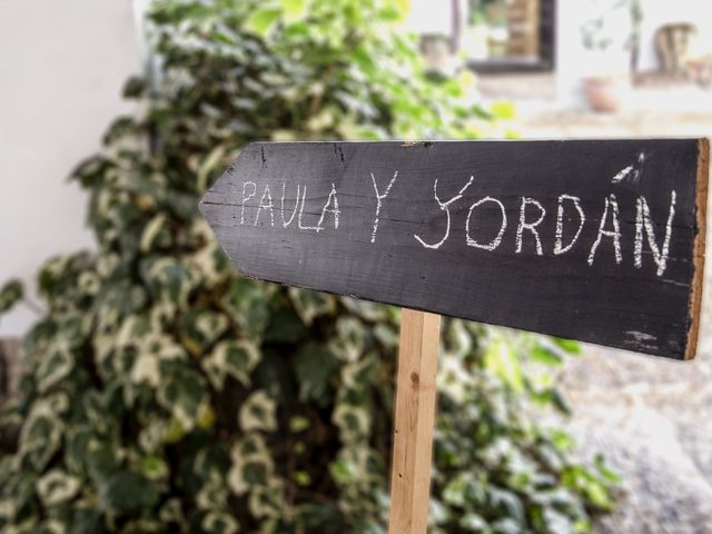 La boda de Paula y Jordán en Carrizo De La Ribera, León 16