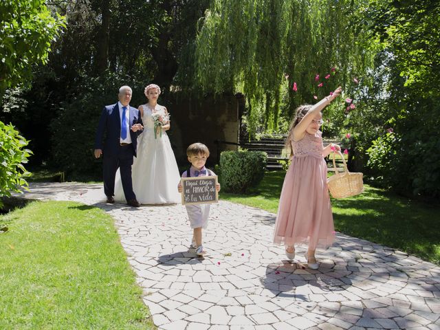 La boda de Paula y Jordán en Carrizo De La Ribera, León 31