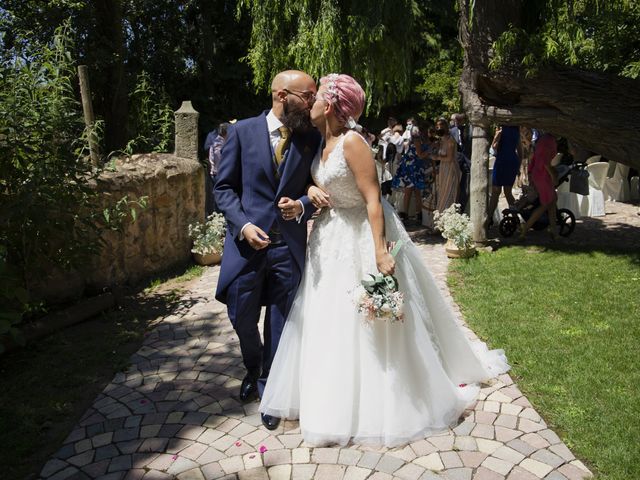 La boda de Paula y Jordán en Carrizo De La Ribera, León 39