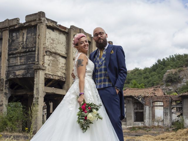 La boda de Paula y Jordán en Carrizo De La Ribera, León 36