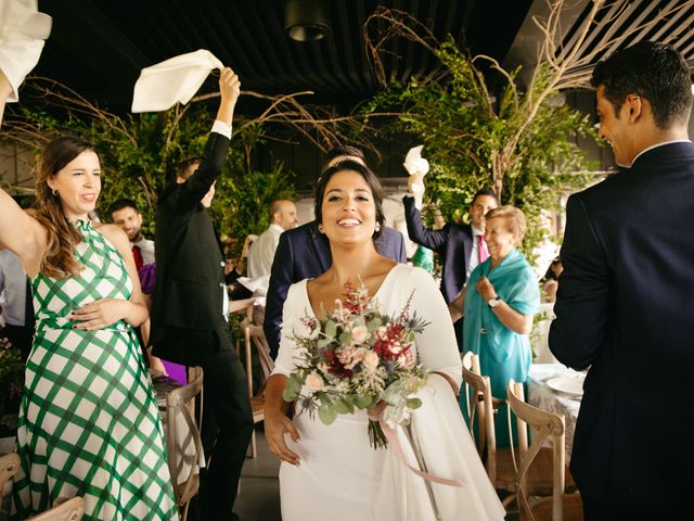 La boda de Ainara y Alfonso en Getxo, Vizcaya 68