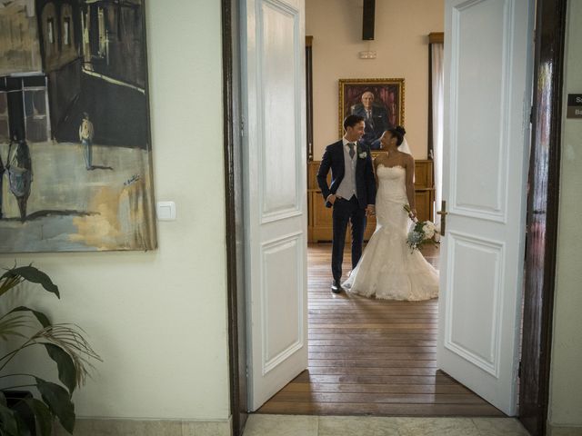 La boda de Carlos y Sio en Getxo, Vizcaya 17