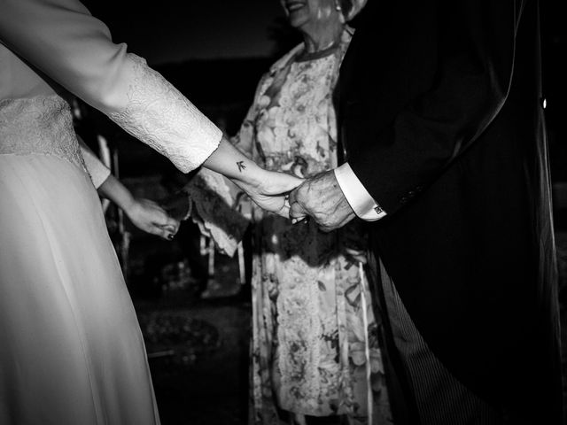 La boda de Diego y Sara en Palacio De Saldañuela, Burgos 23