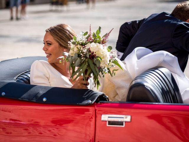 La boda de Diego y Sara en Palacio De Saldañuela, Burgos 47