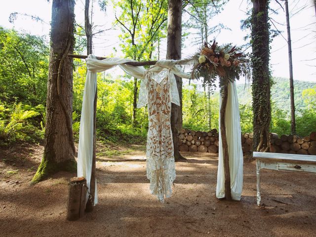 La boda de Javi y Eli en Vilanova De Sau, Barcelona 3