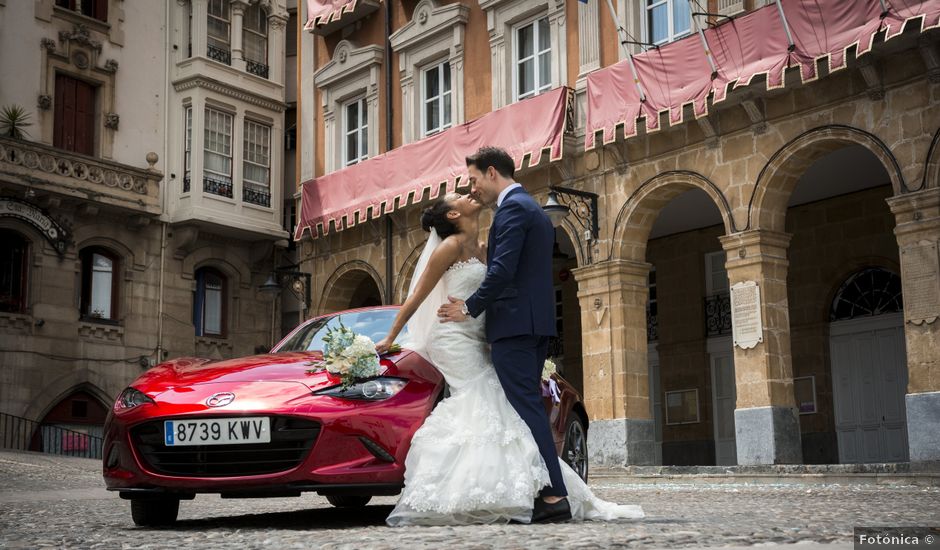 La boda de Carlos y Sio en Getxo, Vizcaya