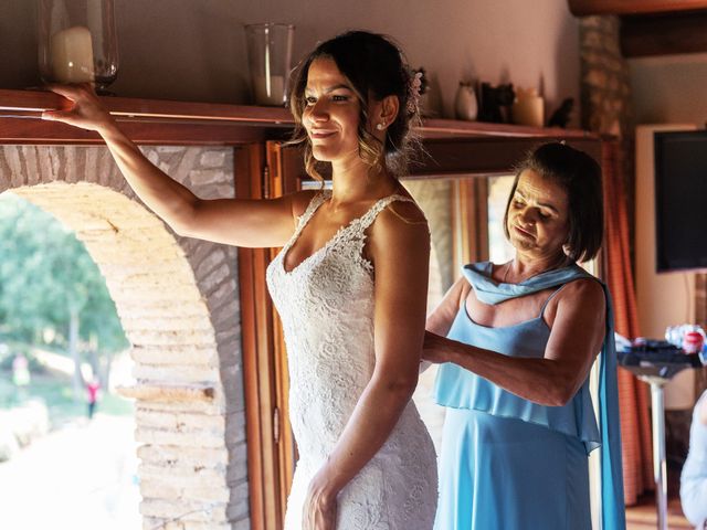 La boda de Jordi y Cynara en Pontos, Girona 7