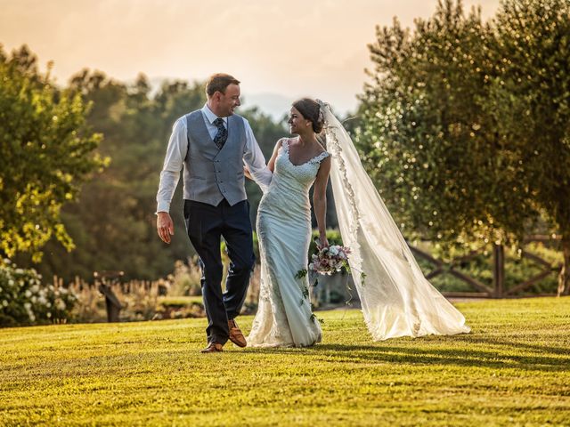 La boda de Jordi y Cynara en Pontos, Girona 294