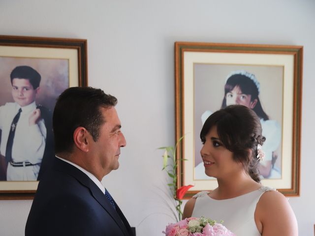 La boda de Toni y Laura en La Pobla De Farnals, Valencia 5