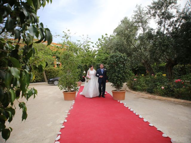 La boda de Toni y Laura en La Pobla De Farnals, Valencia 28