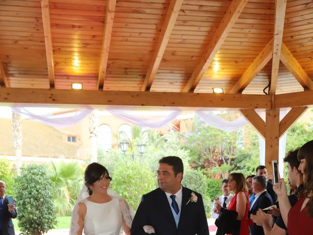 La boda de Toni y Laura en La Pobla De Farnals, Valencia 29