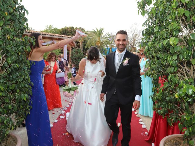 La boda de Toni y Laura en La Pobla De Farnals, Valencia 54