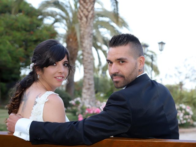 La boda de Toni y Laura en La Pobla De Farnals, Valencia 61