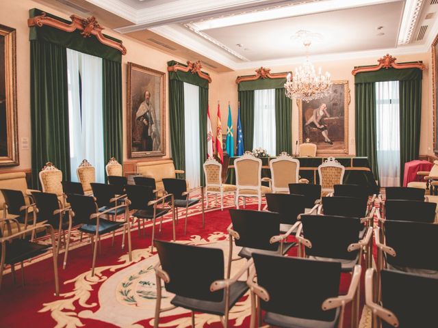 La boda de Maya y Héctor en Gijón, Asturias 14